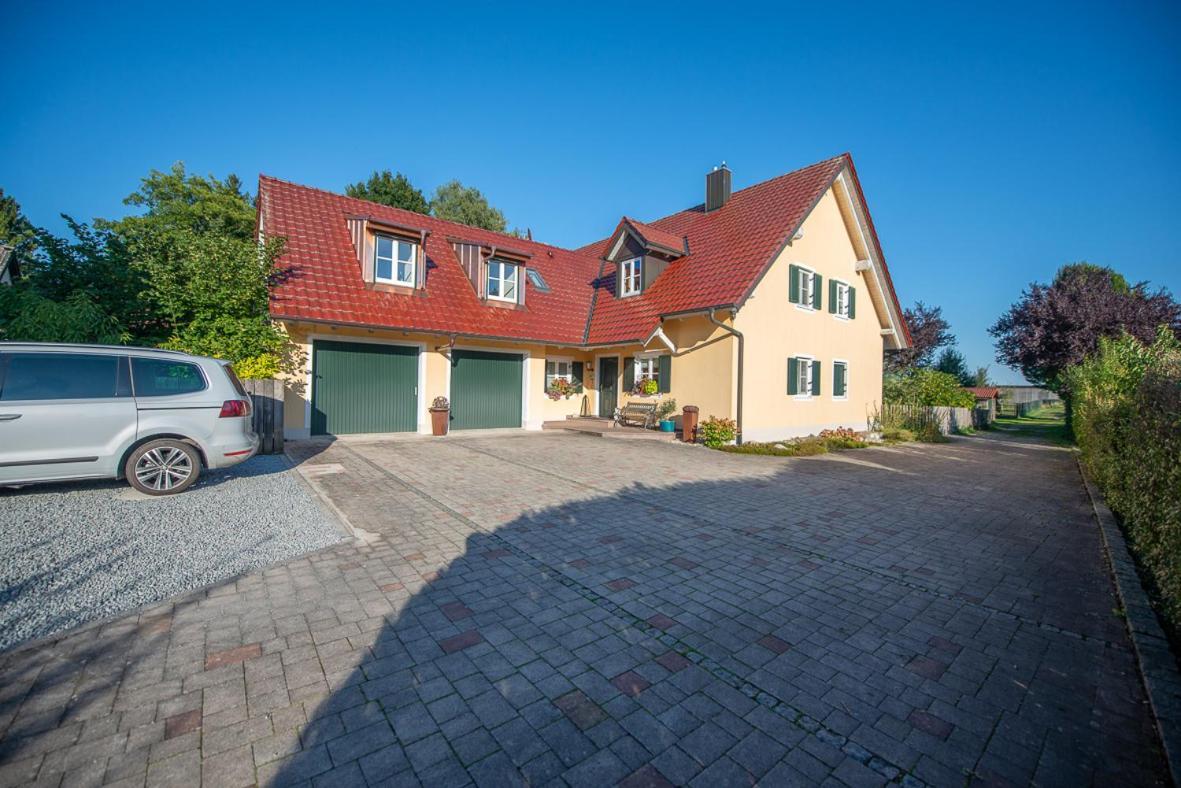 Einzigartige Naturoase Im Sueden Von Ingolstadt Brautlach 외부 사진